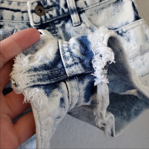 FOREVER 21 High Waisted Jean Shorts 26 cutoff fight wash frayed Y2K Daisy Dukes - Picture 5 of 5